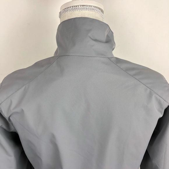 New Balance Zip Windbreaker Silver Jacket - Picture 8 of 8